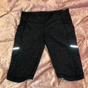 UNDER ARMOUR Cycling Bermuda Yoga Shorts